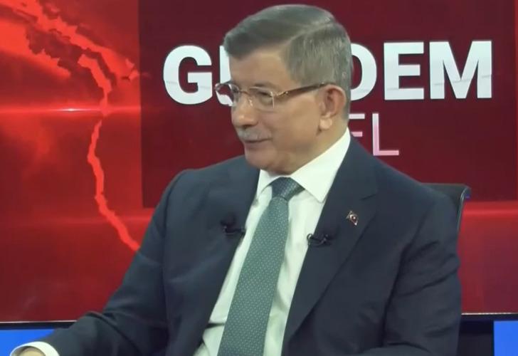 
Ahmet Davutoğlu'ndan cumhurbaşkanı yardımcısı adaylığı ile ilgili çok konuşulacak sözler! 'Kılıçdaroğlu isterse bırakırım'
