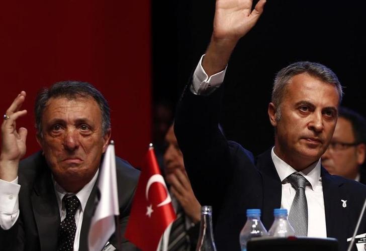 
Ahmet Nur Çebi'den Fikret Orman'a sert cevap! Beşiktaş başkanlığına aday olacak mı?
