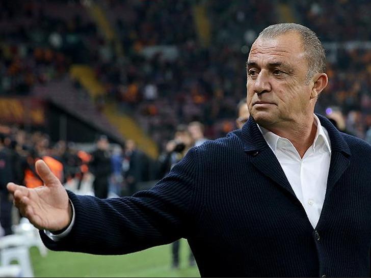 
Alex'ten Fatih Terim'e mesaj! 'Başarılar hoca'
