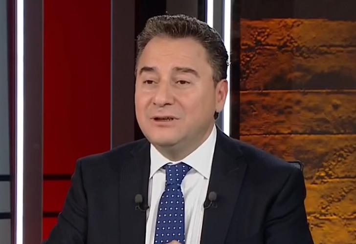 
Ali Babacan'dan çok konuşulacak seçim değerlendirmesi! 'Kırmızı çizgiler terk edildi'
