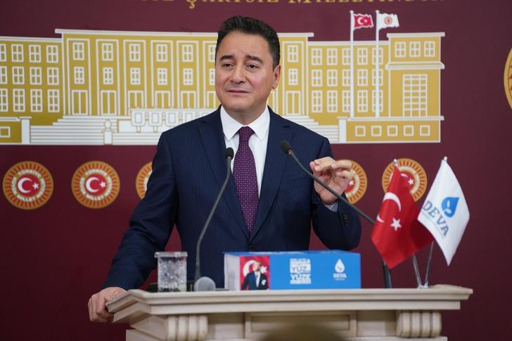 
Ali Babacan'dan yüzde 50+1 çıkışı! 'Gelin, bu sistemi değiştirelim'
