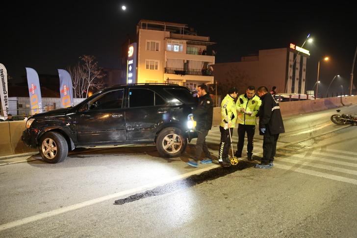 
Alkollü sürücü motosiklete çarptı! 2 genç hayatını kaybetti
