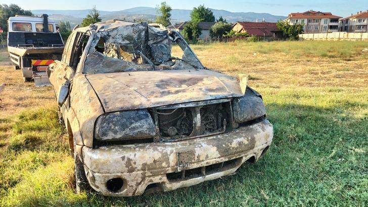 
Aylardır aranıyordu! Cansız bedeni aracıyla nehirde bulundu
