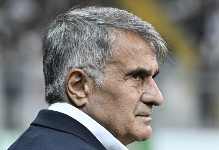 
Beşiktaş'ta Şenol Güneş, görevinden istifa etti! Lugano maçının faturası tecrübeli teknik adama kesildi...
