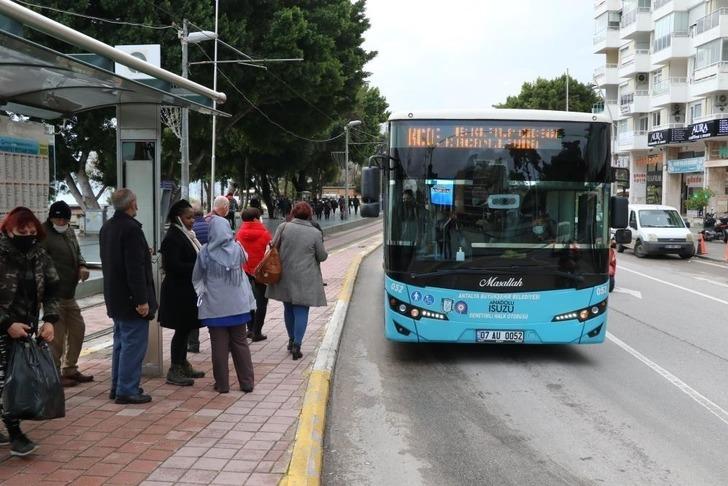 
Çalıştıracak insan bulamıyorlar! 24 bin TL maaşla toplu ulaşım şoförü aranıyor
