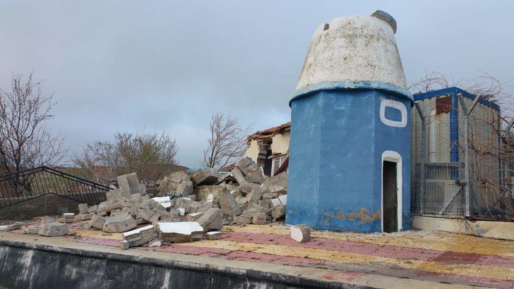 
Caminin minaresi çöktü! İmam yaralandı
