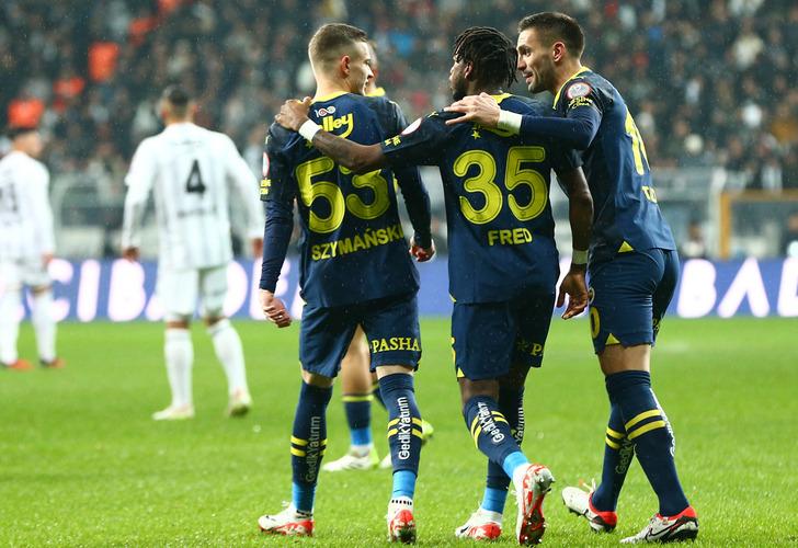 
CANLI | Beşiktaş - Fenerbahçe derbisinin ardından yaşanan son gelişmeler!
