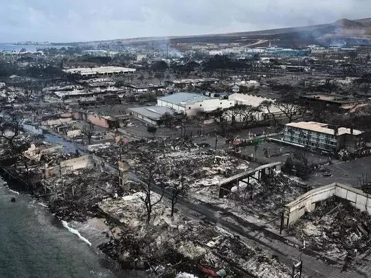 
Cennet cehenneme döndü! Hawaii'deki yangınlarda ölü sayısı 80'e yükseldi!
