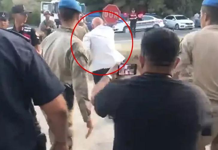 
CHP'li Mahmut Tanal ile jandarma personeli arasında yaşananlar gündem olmuştu! Jandarma Genel Komutanlığı: 'İki personel açığa alındı'
