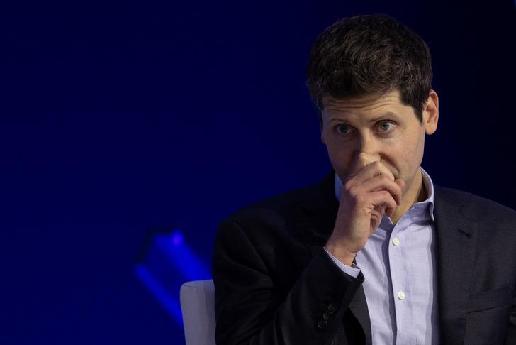 
Dev yapay zeka şirketinde sektörde etki yaratan gelişme! OpenAI CEO'su Sam Altman görevinden alındı, yatırımcılar ise onu geri istiyor: Akıllara Steve Jobs'u getirdi
