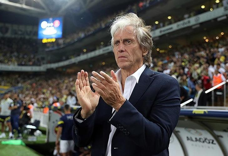 
Fenerbahçe'den ayrılan teknik direktör Jorge Jesus'un yeni adresi belli oldu
