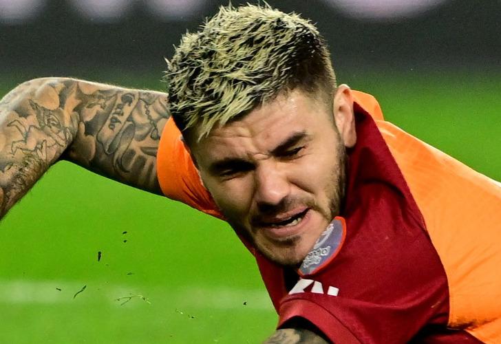 
Fenerbahçe maçı öncesi Icardi şoku! İdmana çıkamadı
