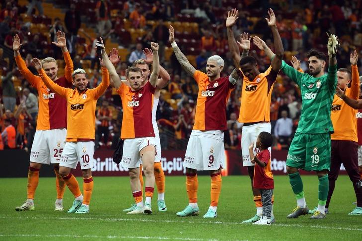 
Galatasaray Kasımpaşa'yı da 3 puanla geçti! Sarı-Kırmızılılar bu sonuçla kendi rekorunu kırdı
