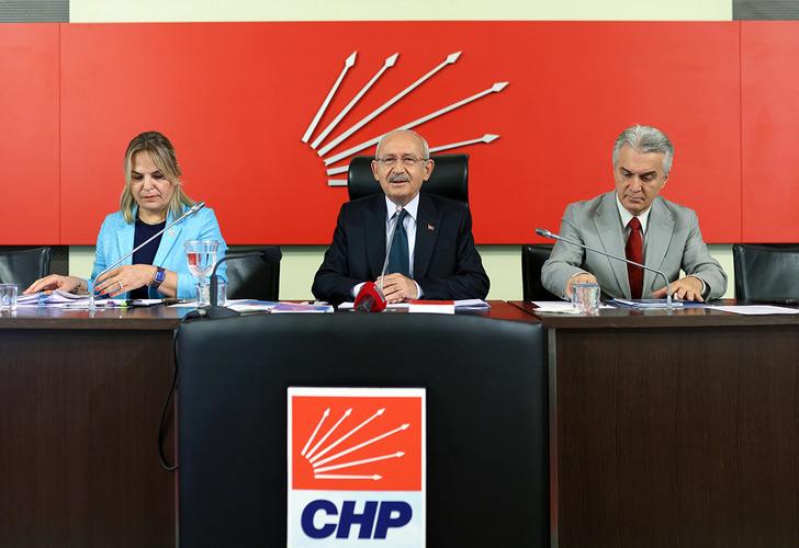 
Gerilimli toplantının ardından CHP bu kez PM ile toplandı! Tartışmalara yol açan konu Kılıçdaroğlu'nun başkanlığında görüşülecek
