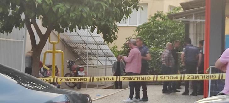 
İzmir'de babaanne cinayeti: Torunu ve arkadaşı tarafından çapayla öldürüldü! Vahşetin nedeni ortaya çıktı
