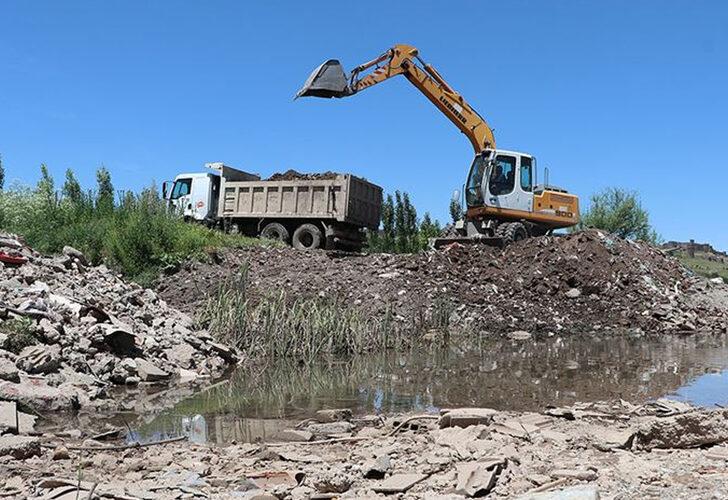 
Kaçak döküm yapan sürücüye 819 bin lira ceza kesildi
