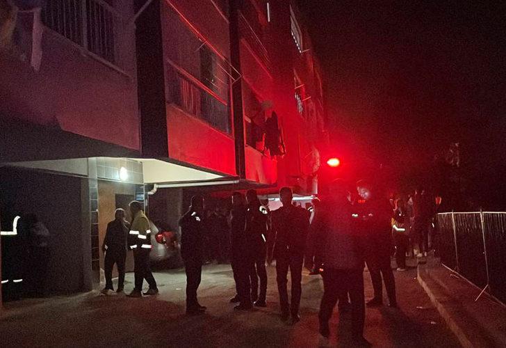 
Mersin'de feci olay! Evde çıkan yangında üçüz kardeşlerden 2'si öldü 1'i ağır yaralandı
