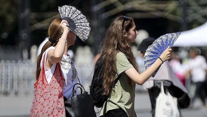 
Meteoroloji'den sıcaklık uyarısı! Marmara Bölgesi'nde mevsim normallerinin üzerine çıkacak
