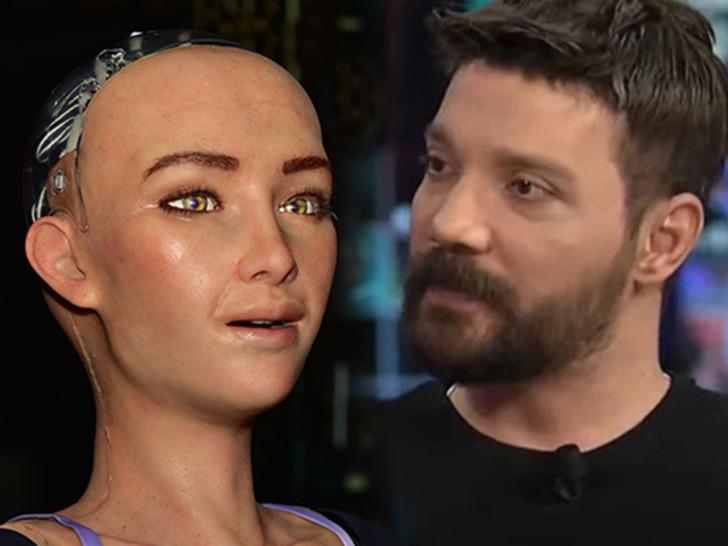 
Oğuzhan Uğur duyurdu! Dünyada vatandaşlığa kabul edilen ilk robot Sophia, Mevzular Açık Mikrofon'a konuk oluyor...
