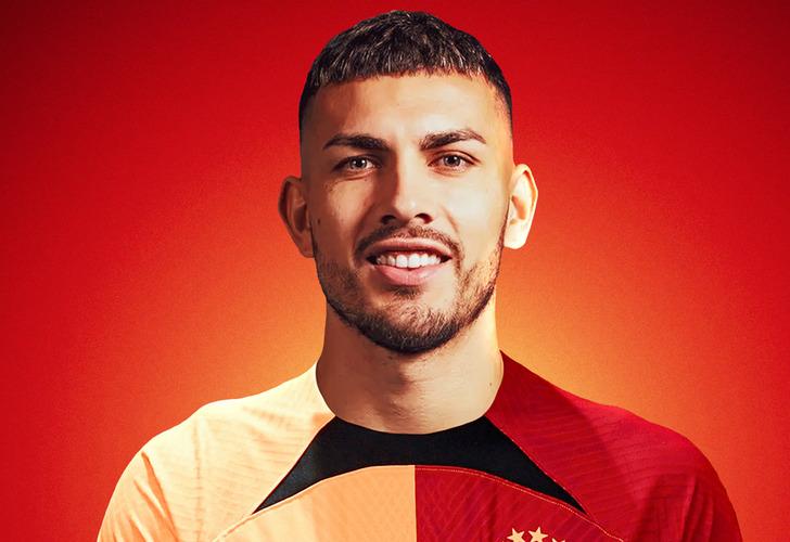 
Paredes Galatasaray'a haber gönderdi! Taraftar ayaklandı... 