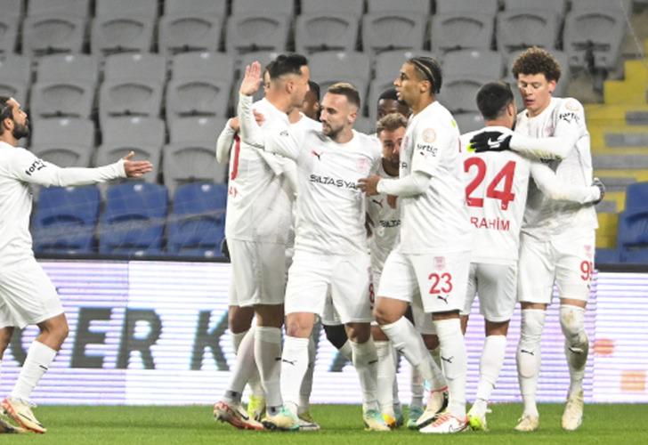 
Pendikspor'da 3 futbolcu, Galatasaray maçında forma giyemeyecek
