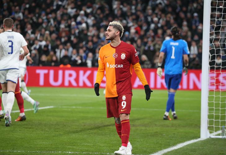 
Şampiyonlar Ligi'nde Kopenhag'a 1-0 mağlup olan Galatasaray, yoluna UEFA Avrupa Ligi'nde devam edecek
