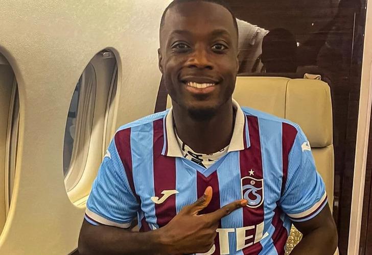 
Trabzonspor Pepe transferini KAP'a bildirdi
