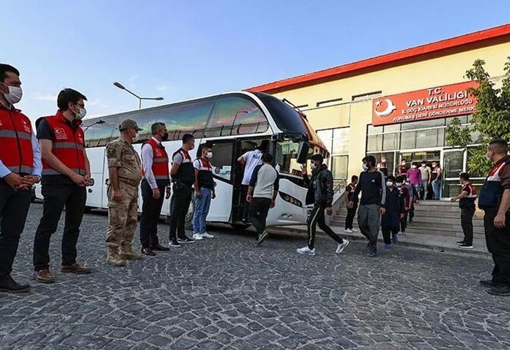 
Van'da bir haftada 903 düzensiz göçmenin ülkeye girişi engellendi!
