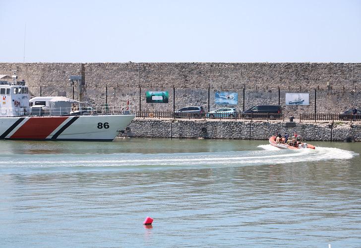 
Zonguldak Limanı'nda 'mayın' alarmı sonrası bu kez SAT komandoları da devrede! Rusya'dan gelen geminin yakınlarında görülmüştü
